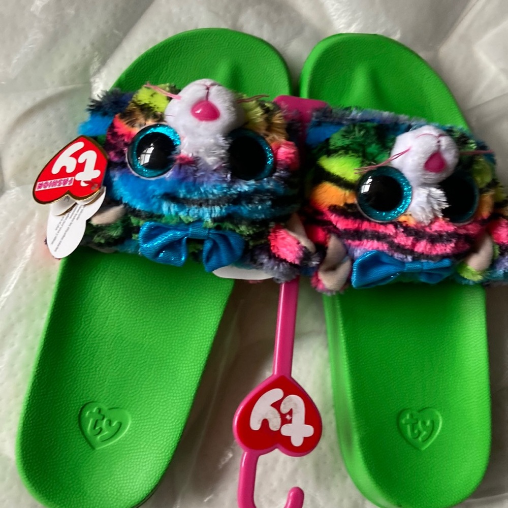 Slides size 5.5 Ty plush flip flops new
